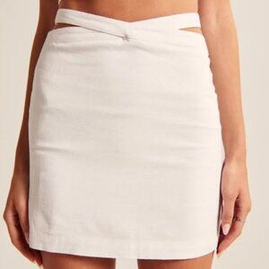 Abercrombie & Fitch Linen Cutout Waist Mini Skirt